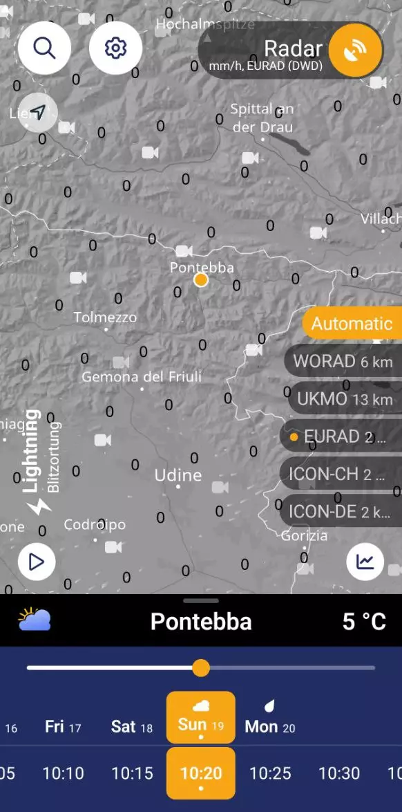 Camminare tra i modelli meteo: guida nerd alle previsioni meteo per chi vive l’escursionismo 16 Schermata principale di ventusky con radar e mappa meteo dell’area di pontebba. Immagine generata da ai, a cura di fabrizio gabrielli, seo expert, ceo & founder di agenzia seo pistakkio.